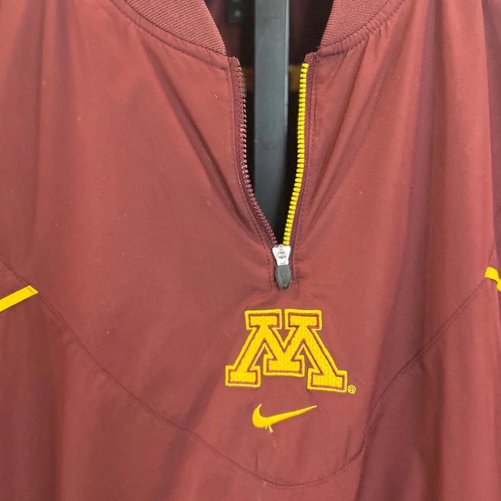 Nike Minnesota Golden Gophers Maroon Clima-FIT Quarter Zip Windbreaker Mens L‎